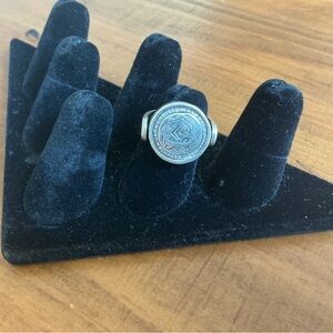 Silpada Hammered Sterling Silver Double Sided Coin Flip Ring . Size 6